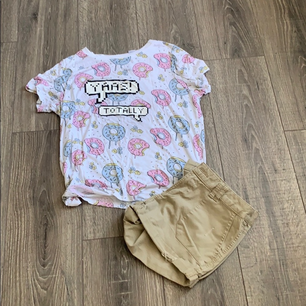 Divided yass totally tee